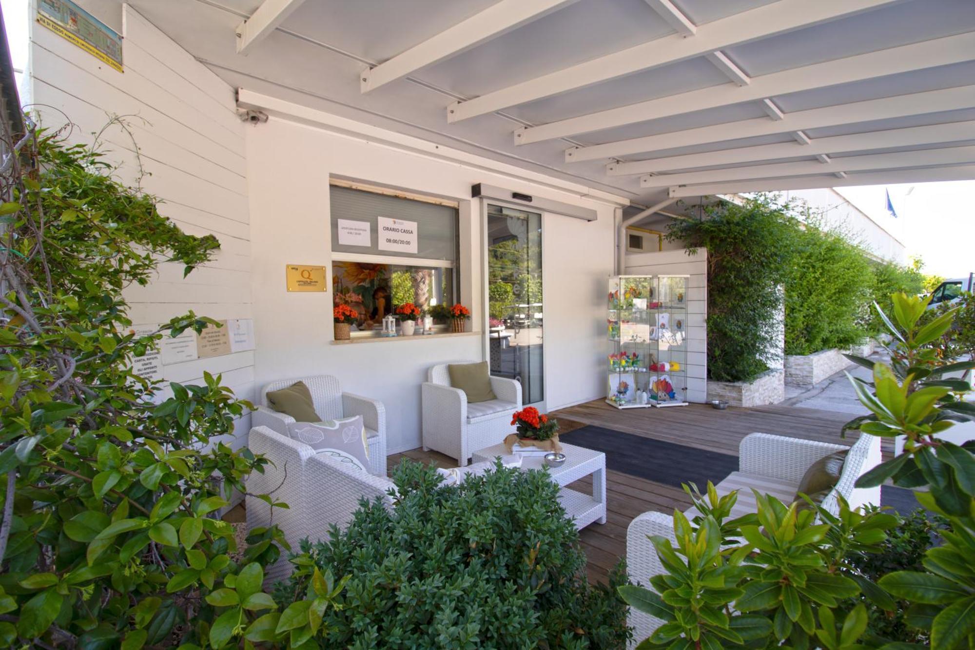 Girasole Eco Family Village Marina Palmense Extérieur photo