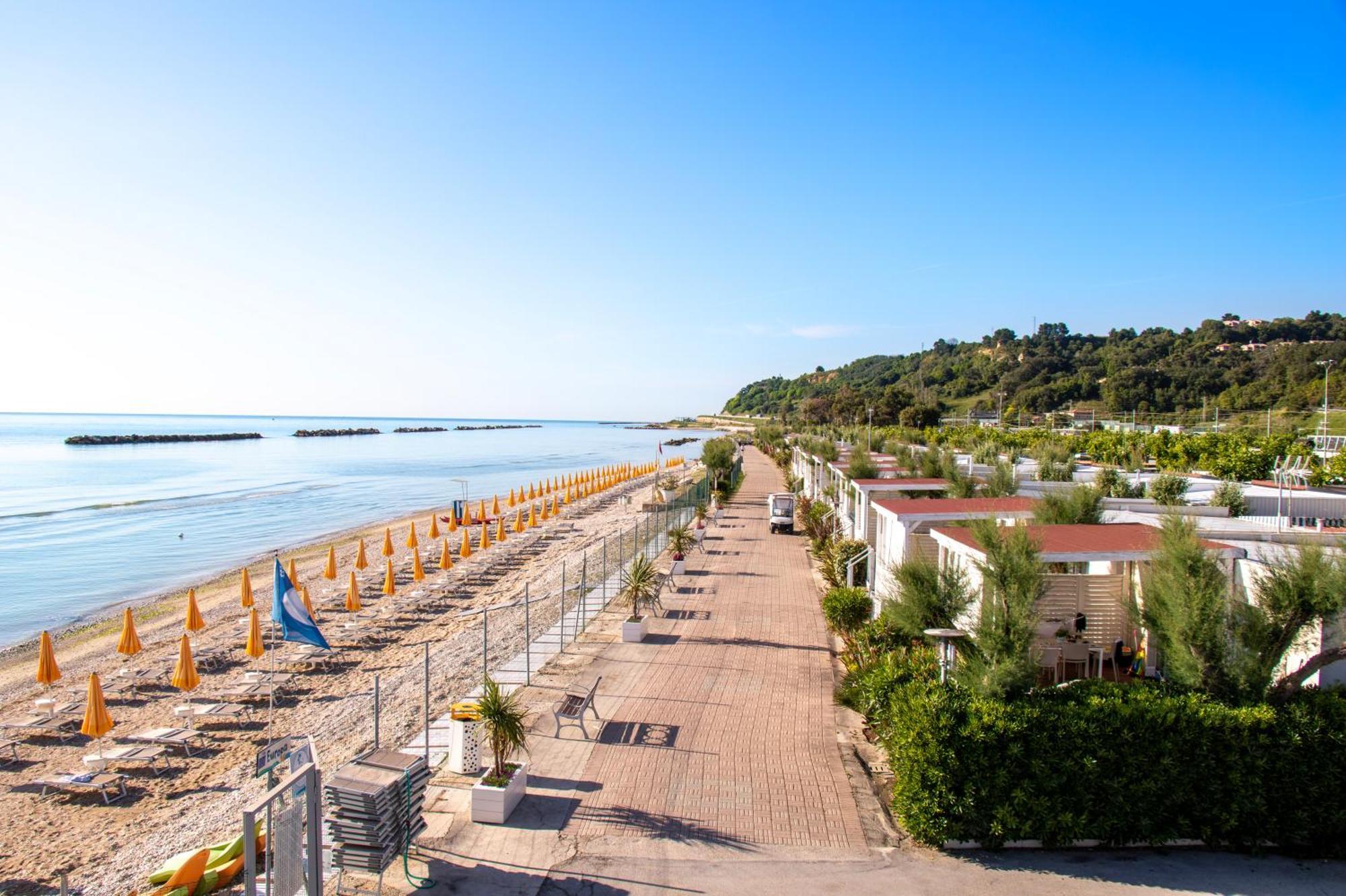 Girasole Eco Family Village Marina Palmense Extérieur photo