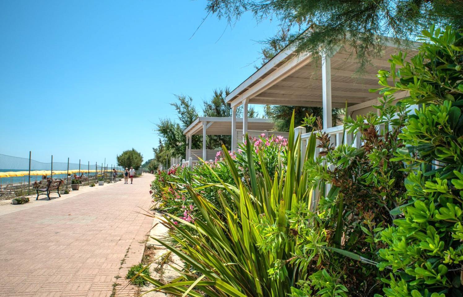 Girasole Eco Family Village Marina Palmense Extérieur photo
